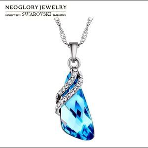 BNIB! NEOGLORY SWAROVSKI CRYSTAL & AUDEN RHINESTONE GEOMETRIC PENDANT IN LT BLUE